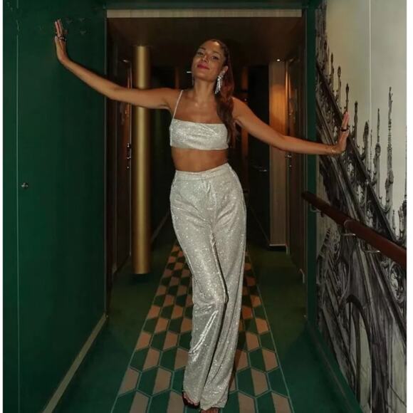 Chicgenes Glizty night out Crop top and Pants | Small and Medium - Picture 4 of 5